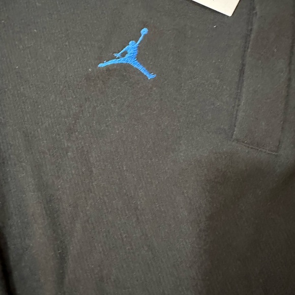 UCLA Bruins Men’s Jordan 1/4 Zip Pullover Retails For $85 - Picture 4 of 13